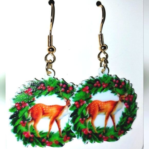 Super cute festive holiday earrings - Picture 2 of 6